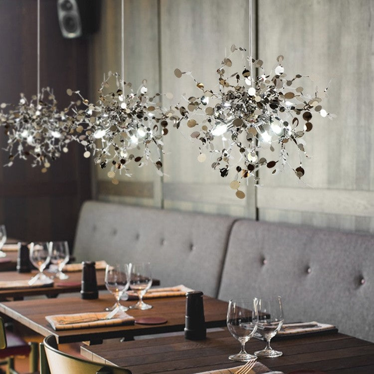 Suspension élégante en forme de feuille en acier inoxydable