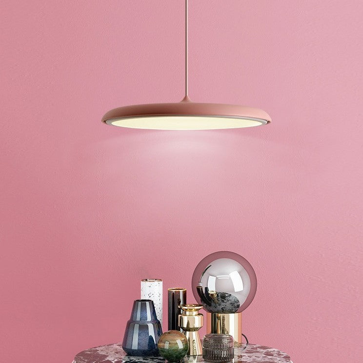 Suspension à LED au design nordique et circulaire en forme de disque