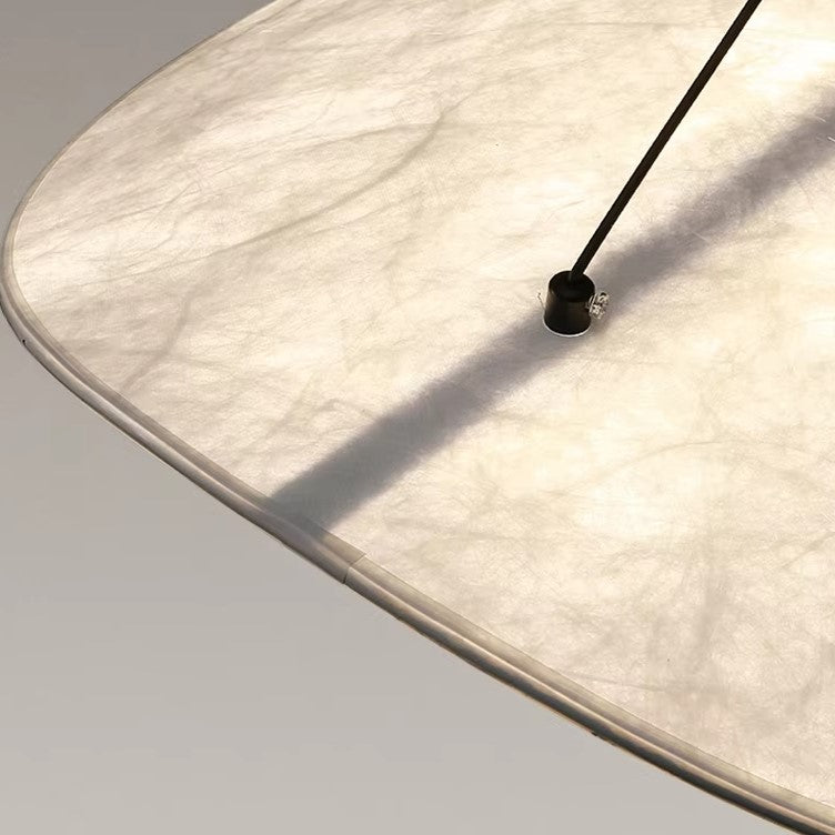 Suspension design et aérienne au style Wabi-Sabi