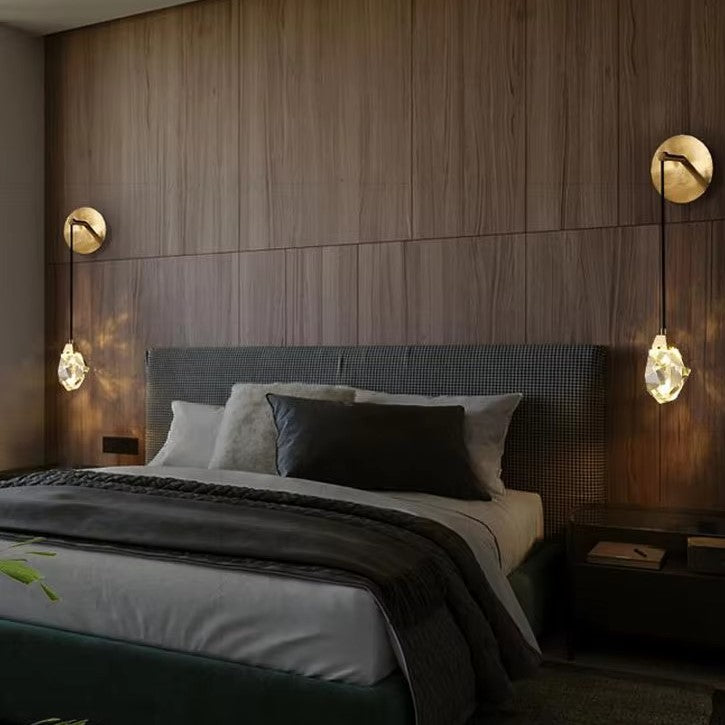 Applique murale dorée en verre style pendentif en cristal