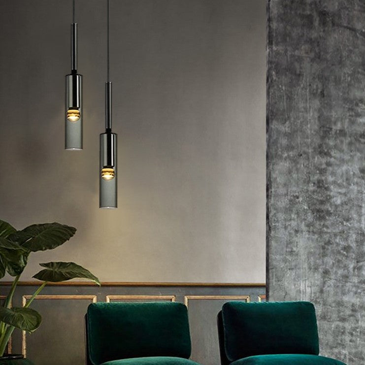 Luminaire suspendu en verre gris fumé au design moderne en forme de bouteille