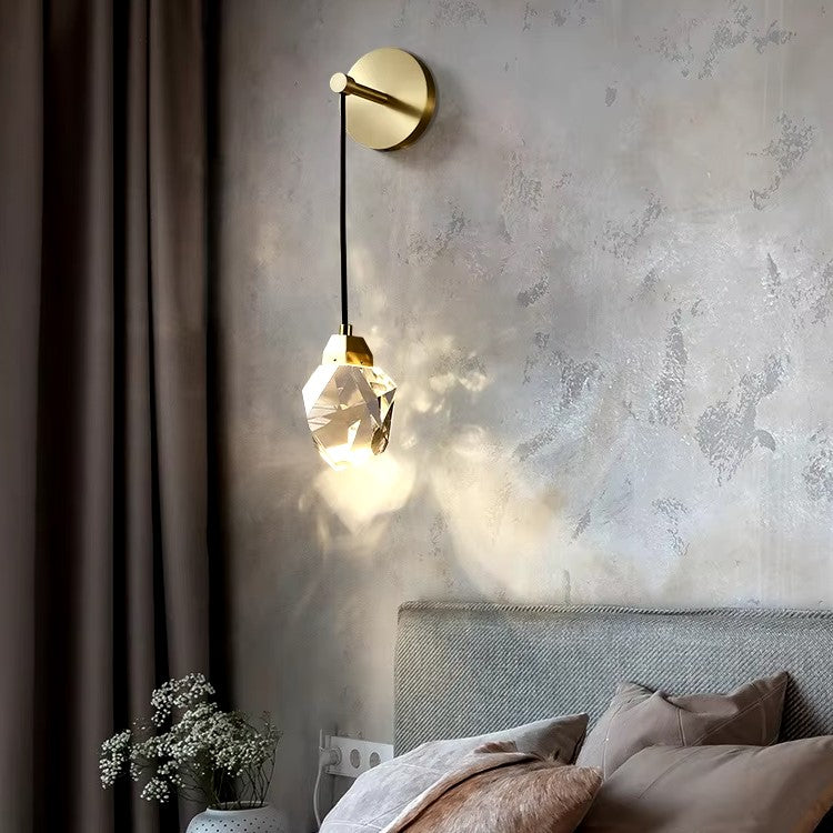 Applique murale dorée en verre style pendentif en cristal