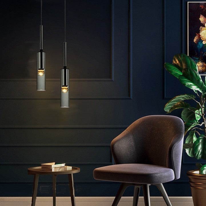 Luminaire suspendu en verre gris fumé au design moderne en forme de bouteille