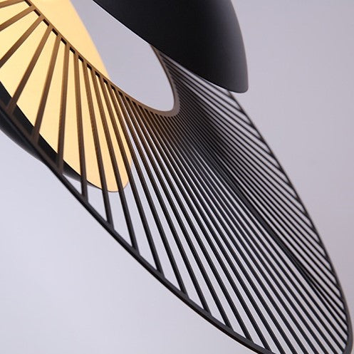 Suspension aérienne, noir métallique