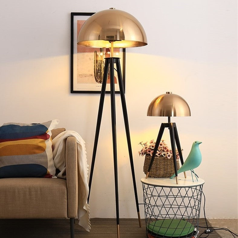 Lampadaire style champignon doré