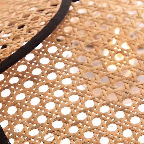Lustre aérien en cannage rotin et style rétro