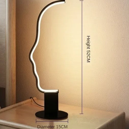 Lampadaire visage design moderne