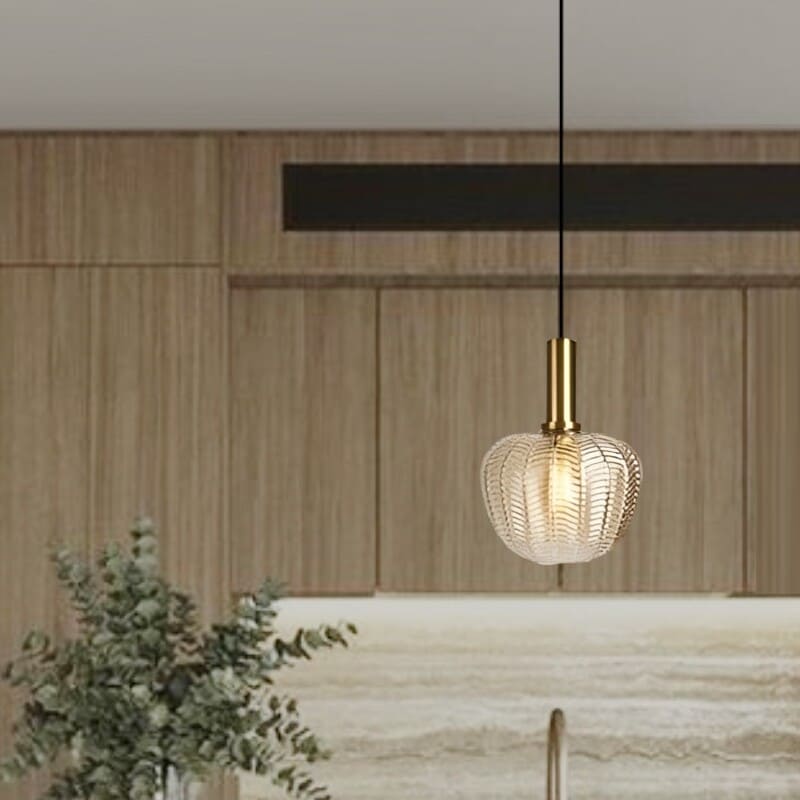 Suspension en verre strié style vintage chic