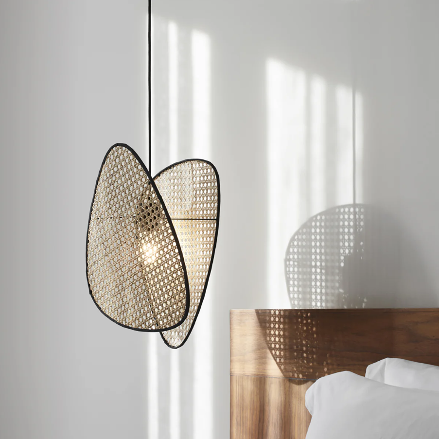 Suspension aérienne en cannage rotin style rétro