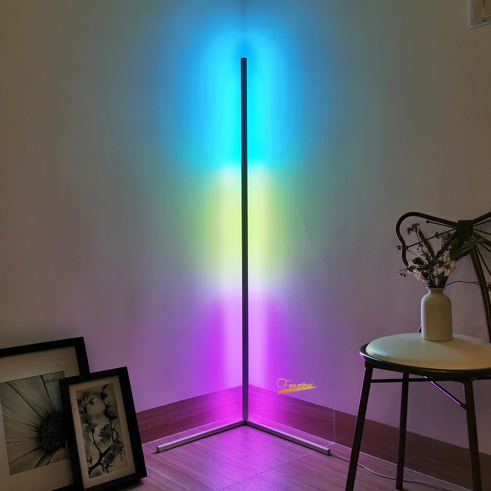 Lampadaire d’angle LED de couleurs