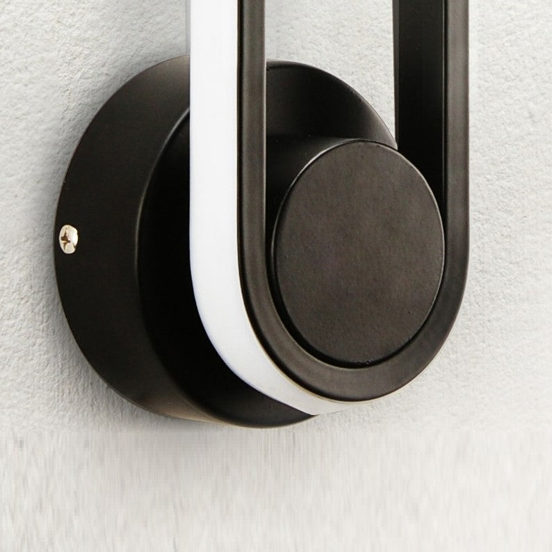 Applique murale rotative à 330° noire ou blanche au design futuriste