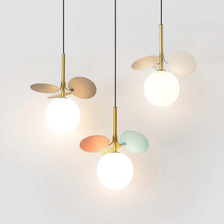 Suspension fleurie en acier brossé