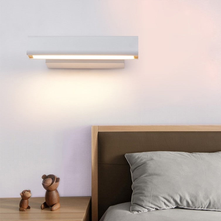 Applique murale rotative en bois et métal au design nordique et moderne