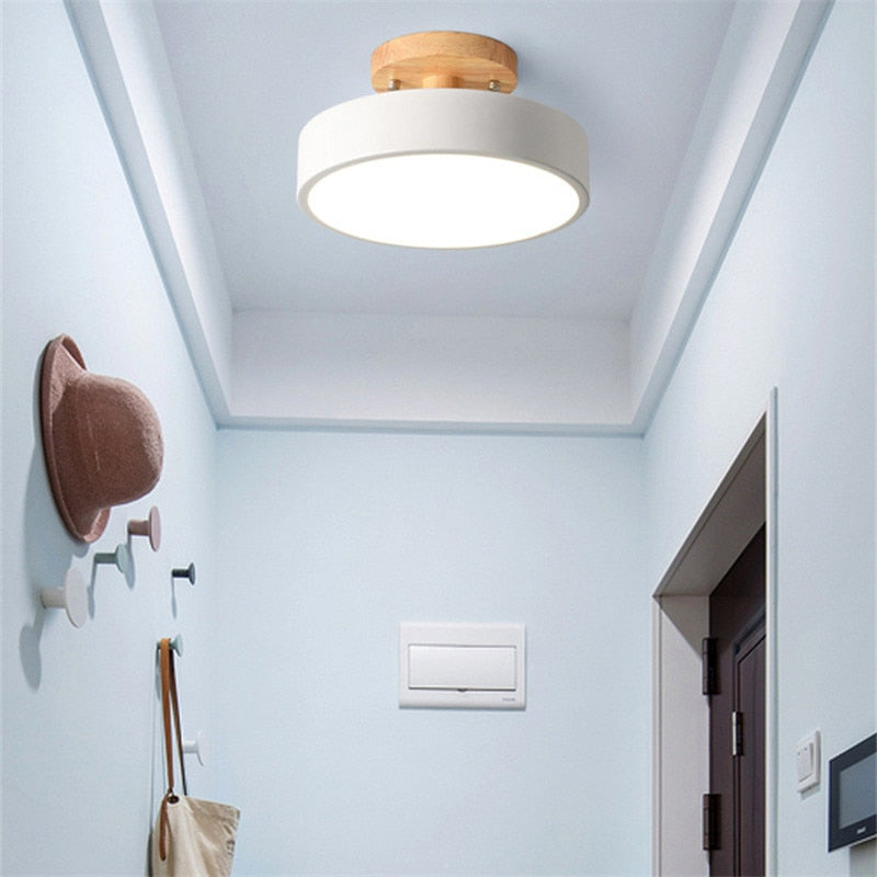 Plafonnier à LED rond en bois au design vintage et nordique