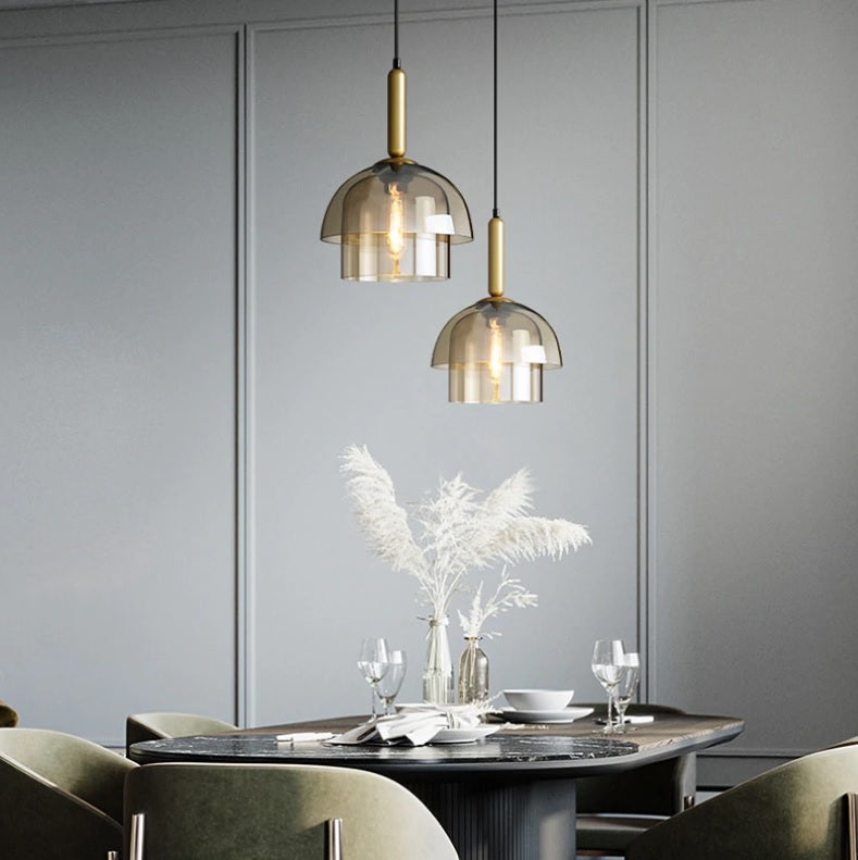 Suspension dorée en verre fumé transparent au style industriel et vintage