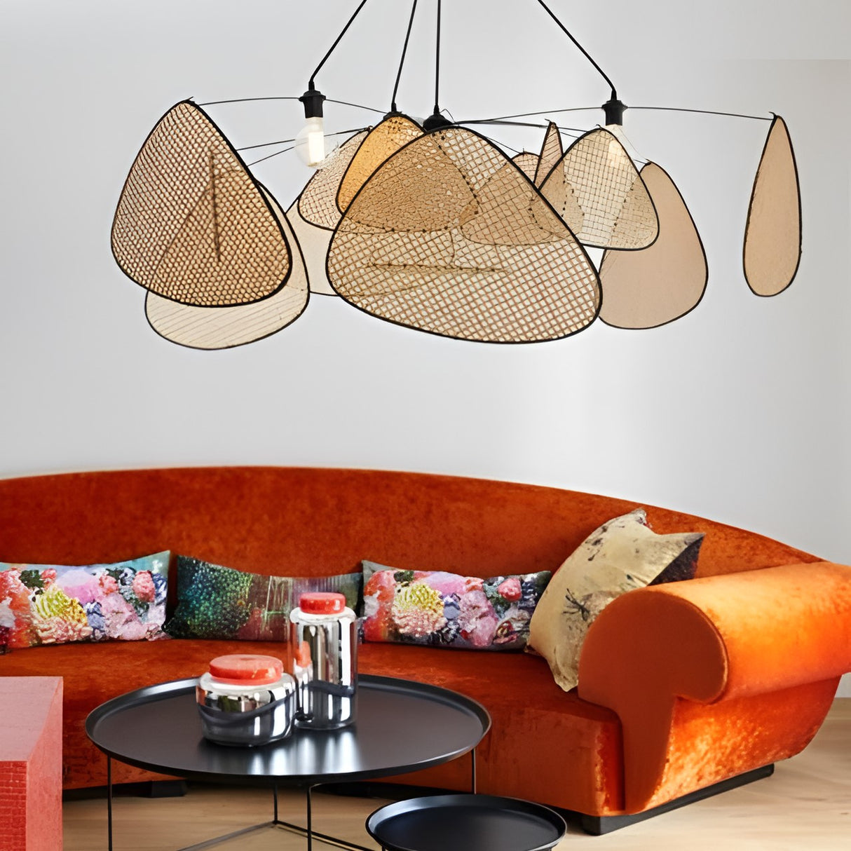 Lustre aérien en cannage rotin et style rétro