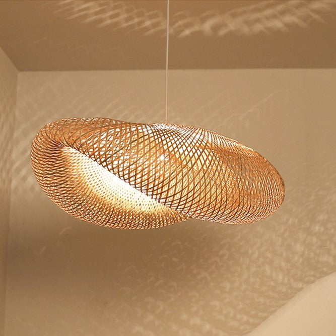 Suspension tressée en bambou naturel au style bohème et scandinave