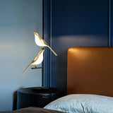 Lampe de chevet noire ornée d’oiseaux dorés